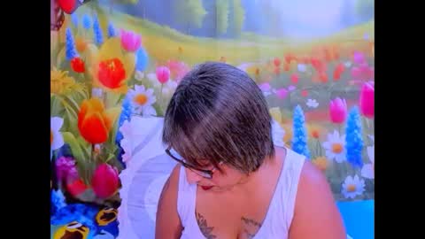 Snapshot of indianroxy07 chatting on 11.05.25 roxy online show from 11.05.25