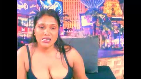 indiansexylady4u online show from 09.08.25