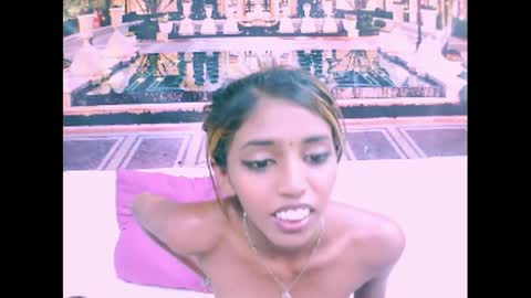 indiansexyslender4u2luv online show from 01.10.25