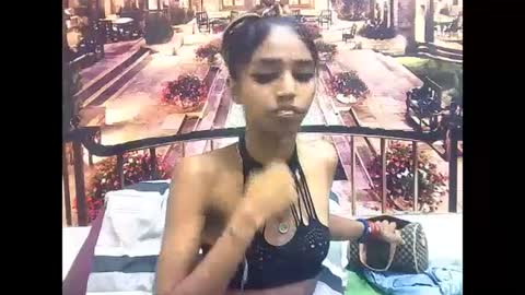 indiansexyslender4u2luv online show from 01.28.25