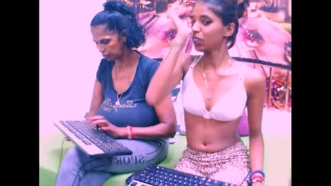 indiansexyslender4u2luv online show from 02.24.25