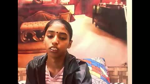 Snapshot of indiansexyslender4u2luv chatting on 10.08.25 indiansexyslender4u2luv online show from 10.08.25