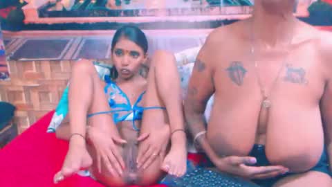 Snapshot of indiansexyslender4u2luv chatting on 10.16.25 indiansexyslender4u2luv online show from 10.16.25