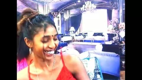 Snapshot of indiansexyslender4u2luv chatting on 11.01.25 indiansexyslender4u2luv online show from 11.01.25