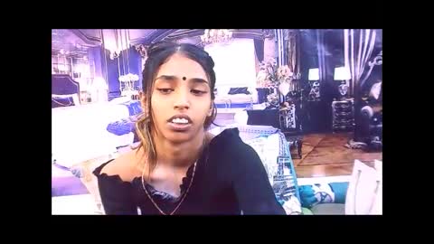 Snapshot of indiansexyslender4u2luv chatting on 11.03.25 indiansexyslender4u2luv online show from 11.03.25