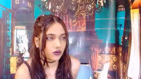 Snapshot of indianskies chatting on 06.17.26 Sky online show from 06.17.26