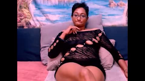 Snapshot of indianspicy69 chatting on 12.02.24 Shreya online show from 12.02.24