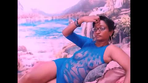 Snapshot of indianspicy69 chatting on 02.13.25 Shreya online show from 02.13.25