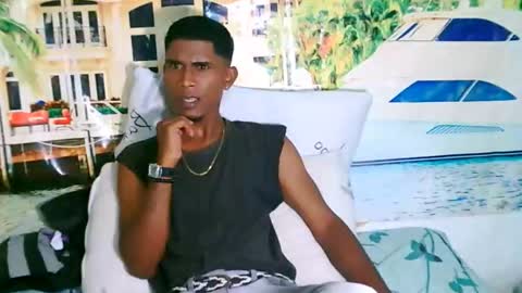 Snapshot of indianthuggin chatting on 10.18.25 BabyFace online show from 10.18.25