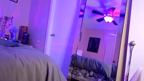 Indigo Bay online show from 12.23.25