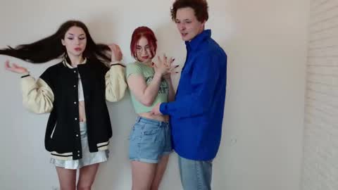 Snapshot of indulgencex chatting on 03.07.25 Lana and AlexPVT OPEN online show from 03.07.25