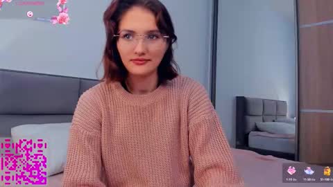 Kira online show from 10.13.25