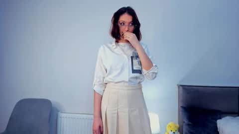 Kira online show from 10.23.25