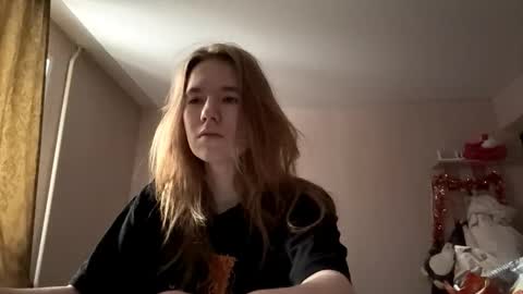 Snapshot of inespacheco chatting on 03.03.26 Sofia online show from 03.03.26