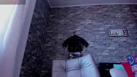 MOLLY online show from 10.02.25