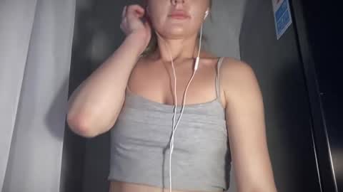 iniva05 online show from 04.13.26