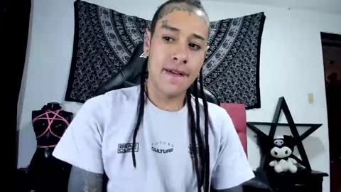 Snapshot of ink_u_buzz chatting on 01.01.25 Dani online show from 01.01.25