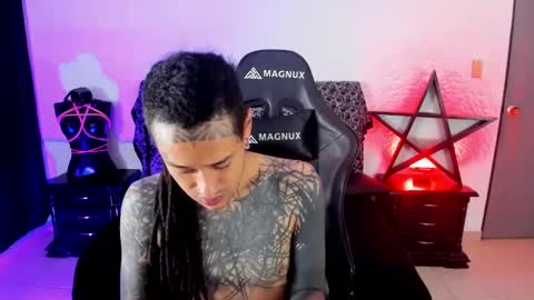 Snapshot of ink_u_buzz chatting on 01.24.25 Dani online show from 01.24.25