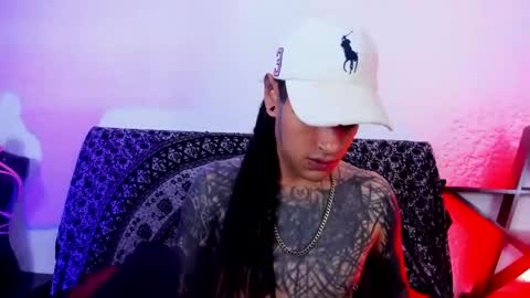 Snapshot of ink_u_buzz chatting on 01.27.25 Dani online show from 01.27.25