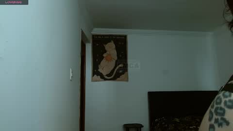 Valerie online show from 04.22.26