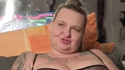 inkedblondi online show from 10.07.25