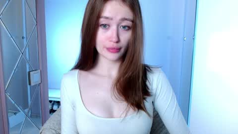 Snapshot of innnita chatting on 02.06.25 Lina online show from 02.06.25