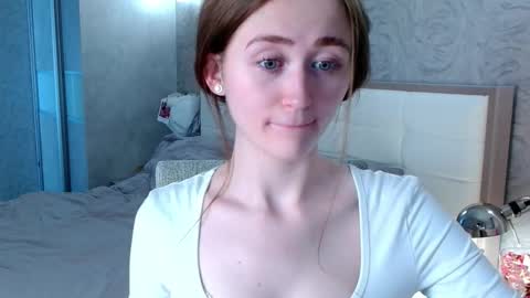 Snapshot of innnita chatting on 03.05.25 Lina online show from 03.05.25