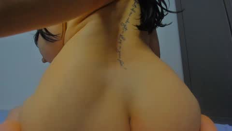 Snapshot of innocent__student18 chatting on 02.01.25 ALESSIA online show from 02.01.25