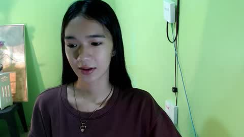 Snapshot of innocent_reign69 chatting on 11.08.25 Reign online show from 11.08.25