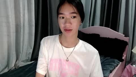 Reign online show from 03.04.26