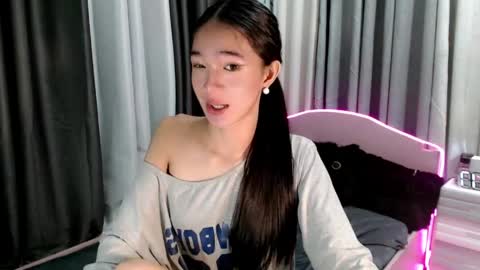 Reign online show from 04.12.26