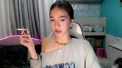 Reign online show from 04.19.26