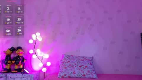 innocenthazel online show from 04.17.26