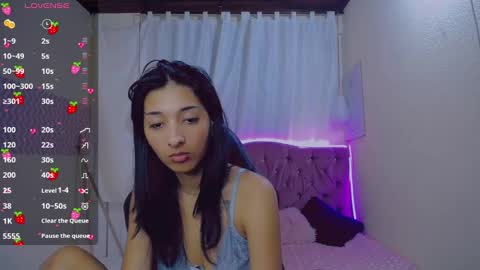 Snapshot of inocent_luna chatting on 12.26.24 Luna moon online show from 12.26.24