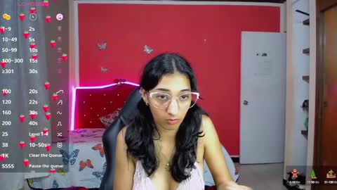 Snapshot of inocent_luna chatting on 03.06.25 Luna moon online show from 03.06.25