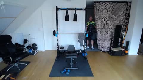 Snapshot of insanemaxxx chatting on 12.03.24 insanemaxxx online show from 12.03.24