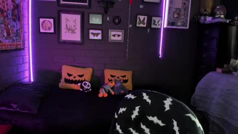   SANIA  online show from 10.30.25