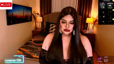 Snapshot of insatiablesexqueen chatting on 05.10.26 tasha online show from 05.10.26