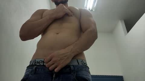 INSTAGRAM  camilodlx online show from 12.14.25