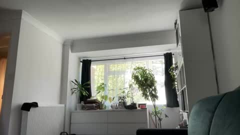 InterestedHun online show from 04.23.26