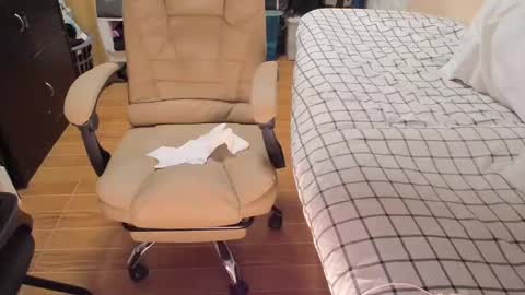 Im Desiree online show from 10.20.25