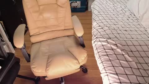 Im Desiree online show from 11.04.25