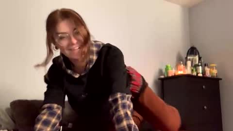 Snapshot of intothewoodswego chatting on 10.27.25 IntoTheWoodsWeGo online show from 10.27.25