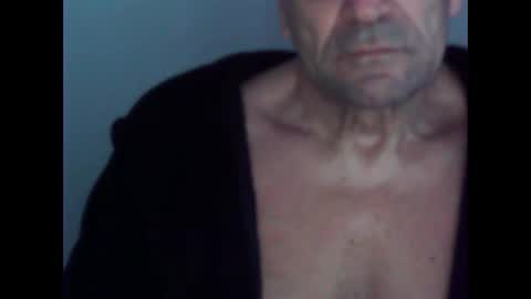 Snapshot of invested2022 chatting on 11.07.25 Invested online show from 11.07.25