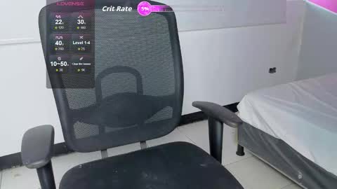 Snapshot of invincible200 chatting on 10.27.25 invincible200 online show from 10.27.25