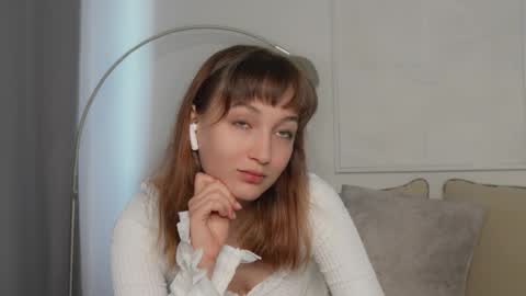 invokersgirl online show from 09.13.25