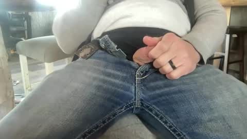 Snapshot of iowafarmcock chatting on 02.16.25 iowafarmcock online show from 02.16.25