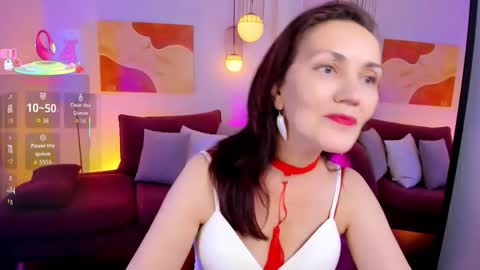 Snapshot of irene_marlow chatting on 10.30.25 Irene online show from 10.30.25