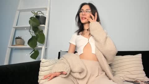 Irene online show from 03.04.25