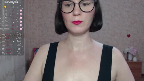 IrenLarasani online show from 09.14.25